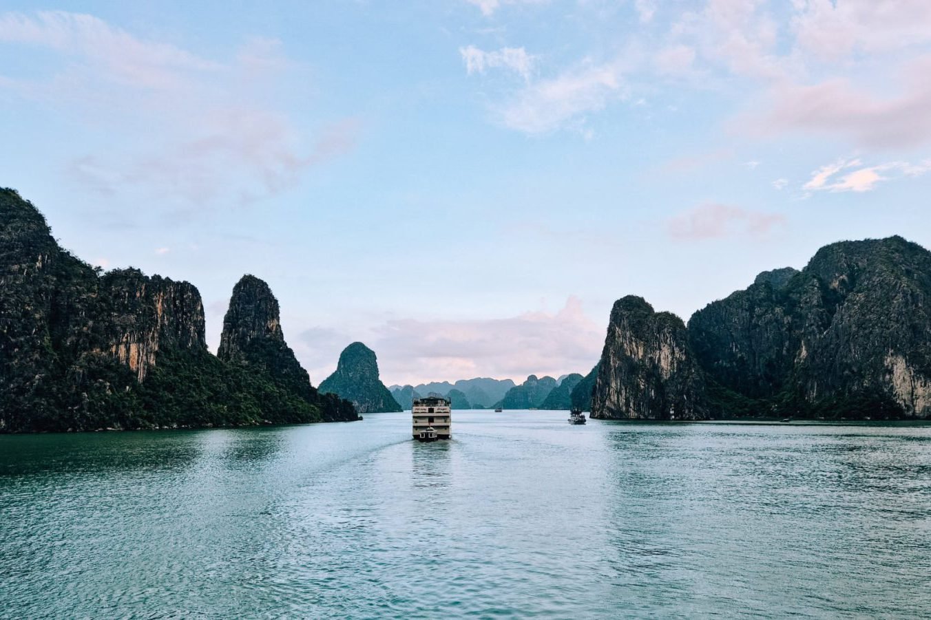 Vietnam Budget (Hanoi + Da Nang)